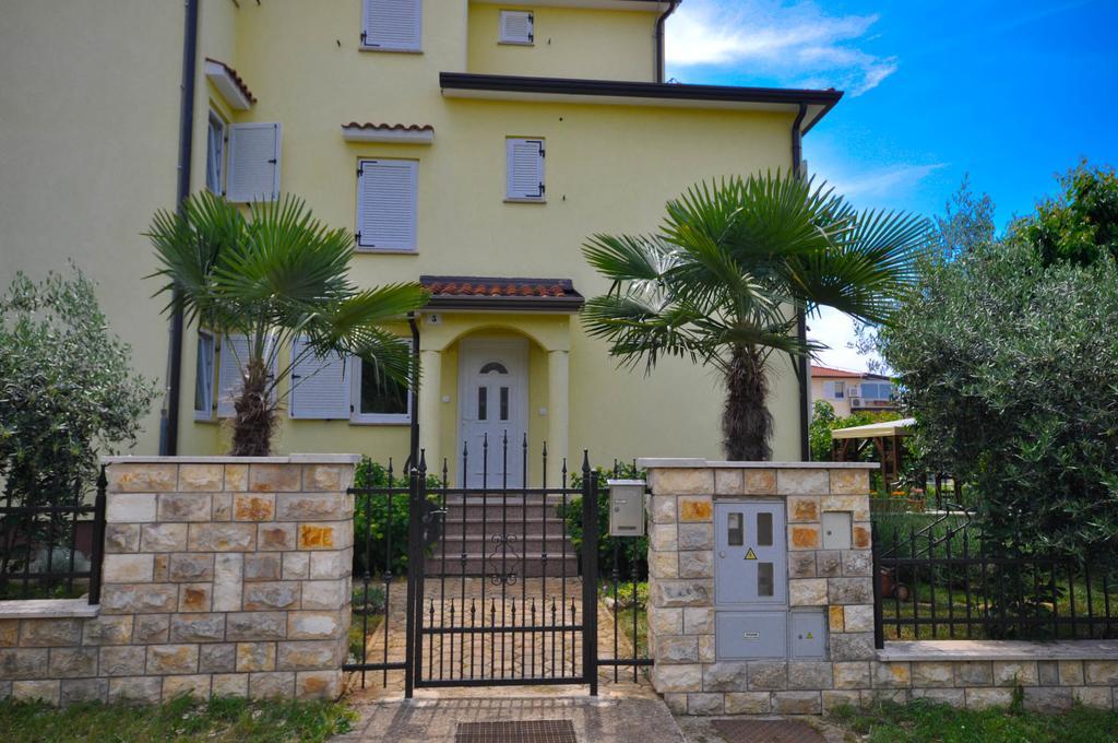 Ana M Apartments Novigrad Istria Εξωτερικό φωτογραφία