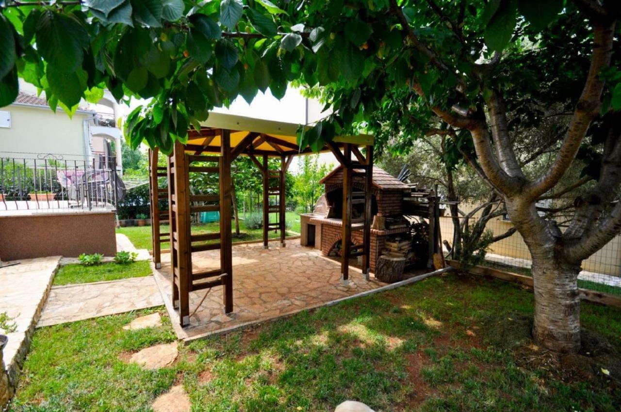 Ana M Apartments Novigrad Istria Εξωτερικό φωτογραφία