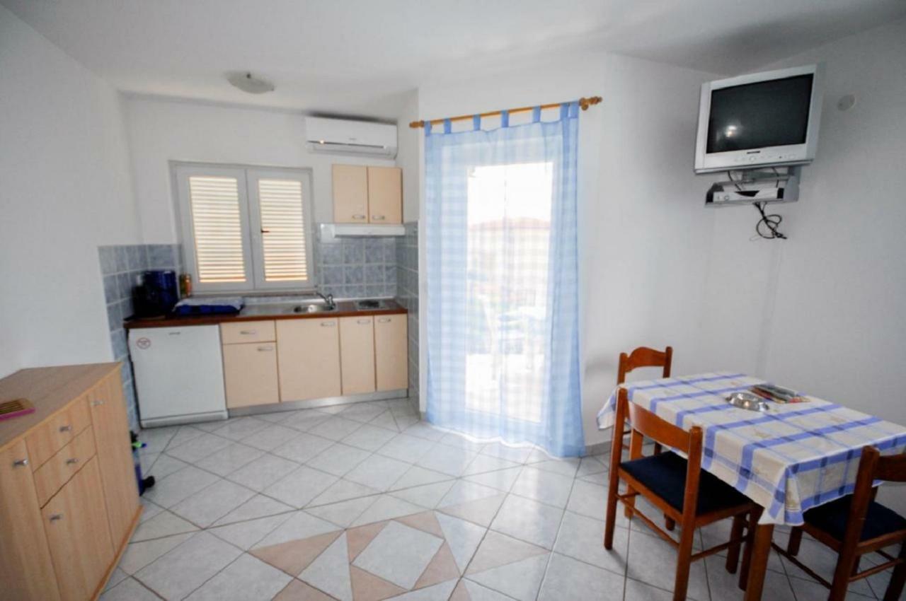 Ana M Apartments Novigrad Istria Εξωτερικό φωτογραφία